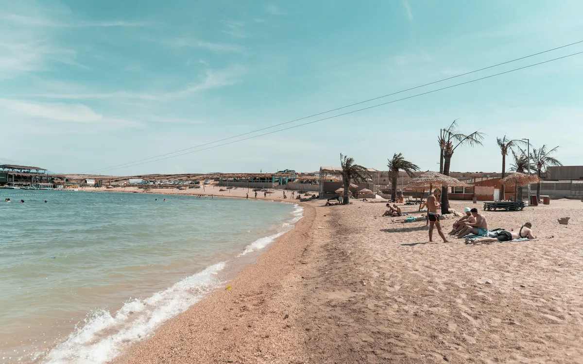 Entspannter Strandtag am Zrce Beach